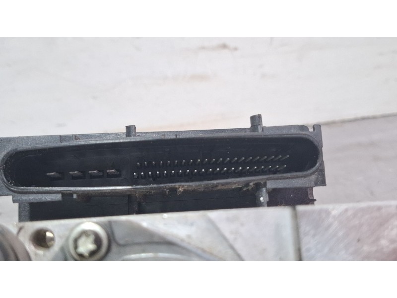 Recambio de modulo abs para renault clio referencia OEM IAM 0265234620  