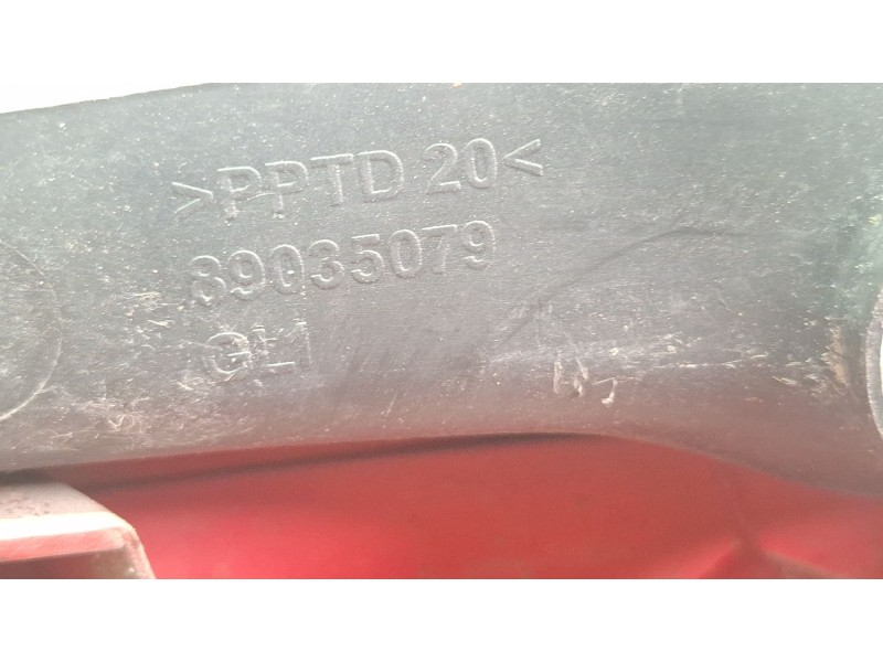 Recambio de piloto trasero izquierdo para renault clio referencia OEM IAM 89035079  