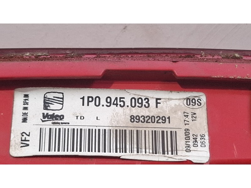 Recambio de piloto porton trasero izquierdo para seat leon 1.6 referencia OEM IAM 1P0945093F  