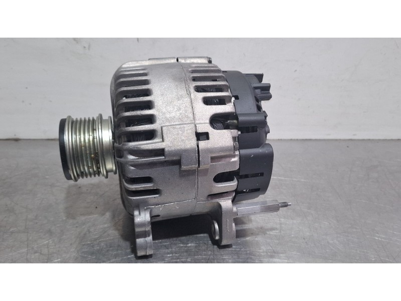 Recambio de alternador para seat leon 1.6 referencia OEM IAM 0986045340  