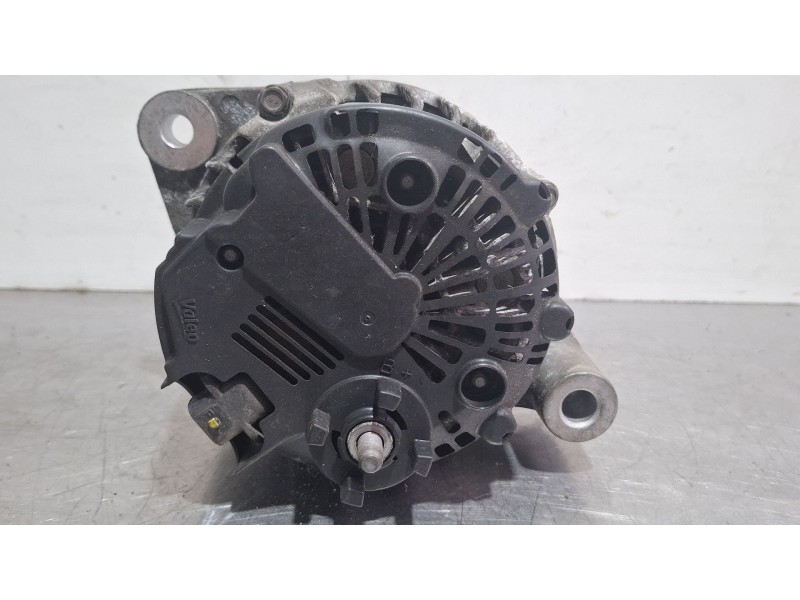 Recambio de alternador para opel astra referencia OEM IAM 13502582 / 2650800A  