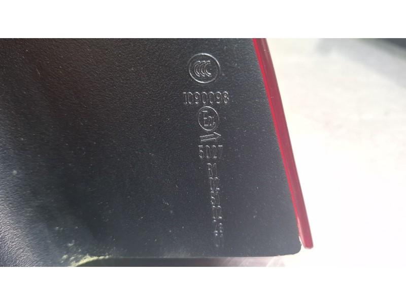 Recambio de piloto trasero derecho para opel astra referencia OEM IAM I090098  