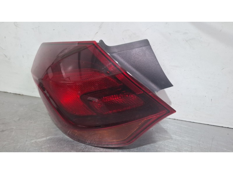 Recambio de piloto trasero izquierdo para opel astra referencia OEM IAM I090098  