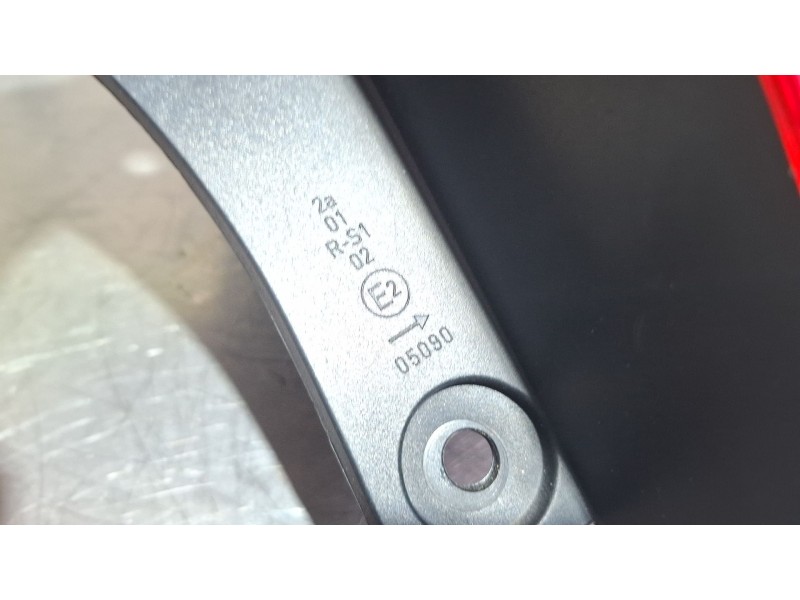 Recambio de piloto carrocería trasero derecho para nissan qashqai referencia OEM IAM E205090  