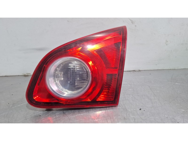 Recambio de piloto porton trasero derecho para nissan qashqai referencia OEM IAM 89071064 / 26550JD800  