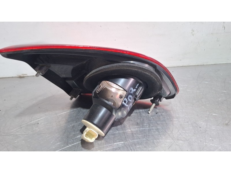 Recambio de piloto porton trasero derecho para nissan qashqai referencia OEM IAM 89071064 / 26550JD800  