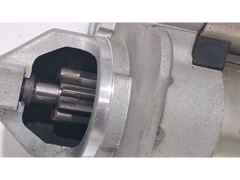 Recambio de motor arranque para nissan qashqai referencia OEM IAM 23300EN20A  