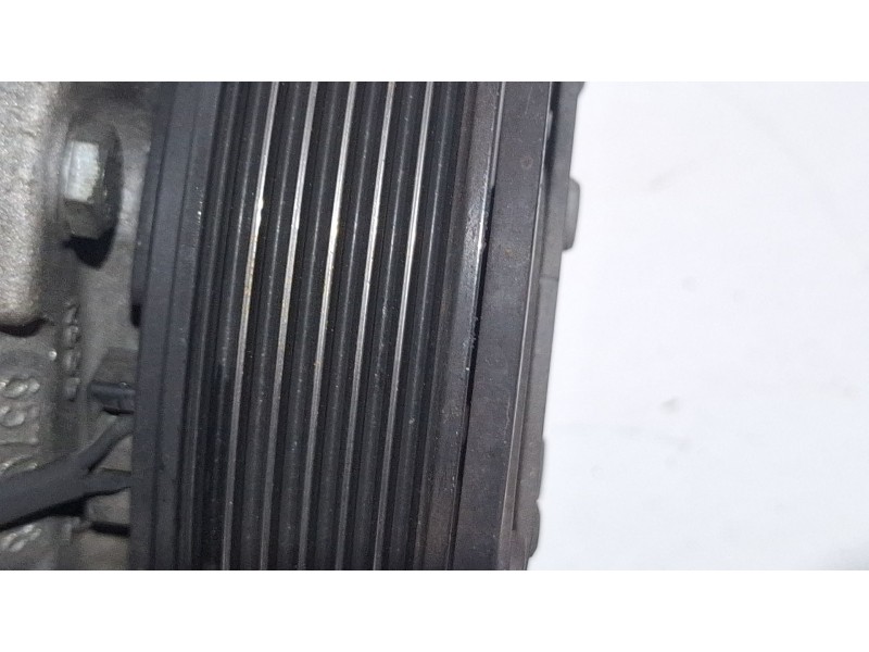 Recambio de compresor aire acondicionado para nissan qashqai referencia OEM IAM 92600JD200  