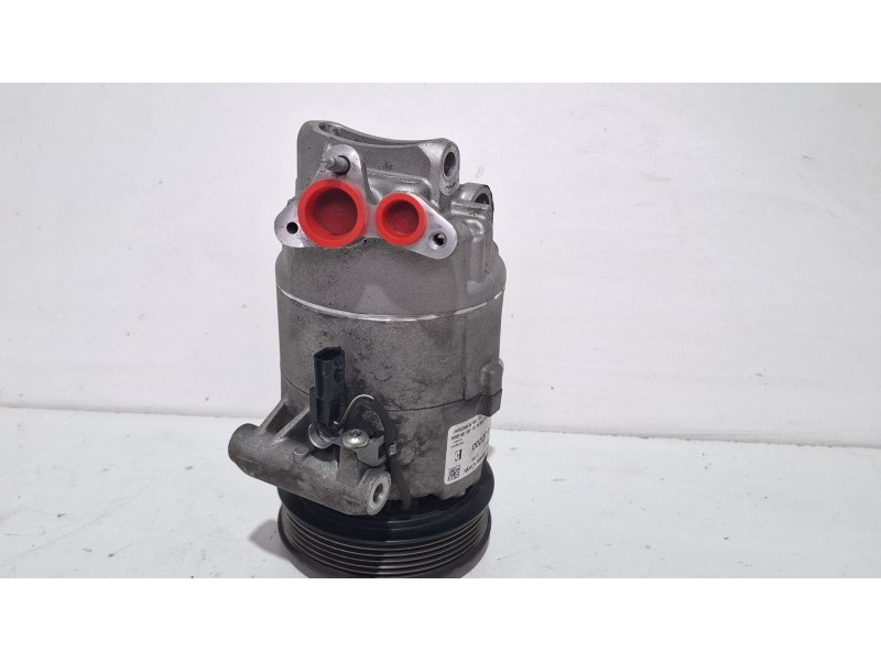Recambio de compresor aire acondicionado para nissan qashqai referencia OEM IAM 92600JD200  