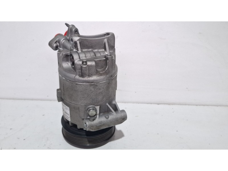 Recambio de compresor aire acondicionado para nissan qashqai referencia OEM IAM 92600JD200  