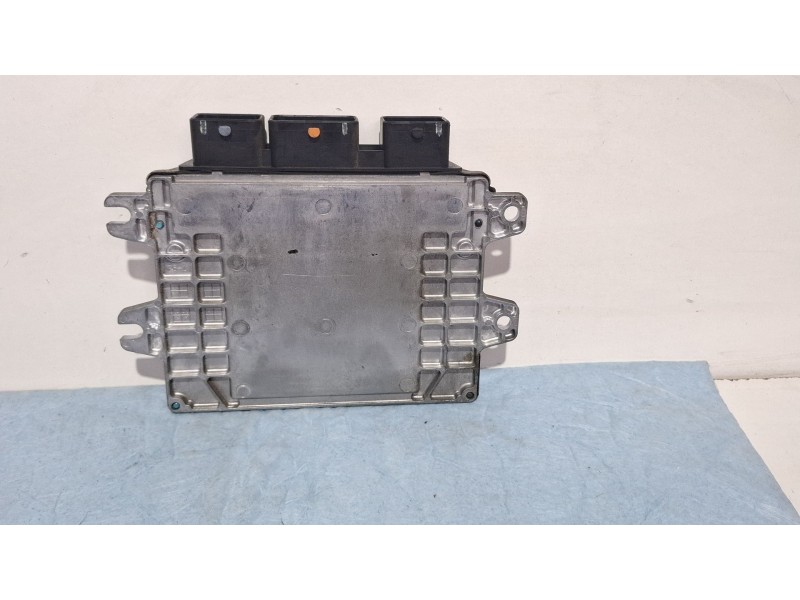 Recambio de centralita motor para nissan qashqai referencia OEM IAM MEC93-370  