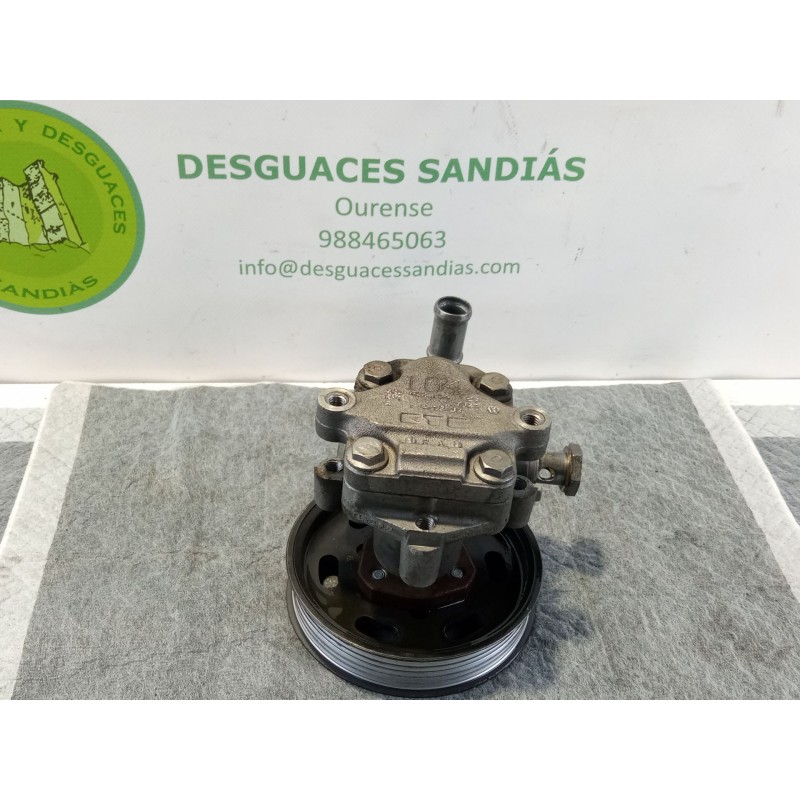 Recambio de bomba direccion asistida para volkswagen caddy referencia OEM IAM 2K0422154  