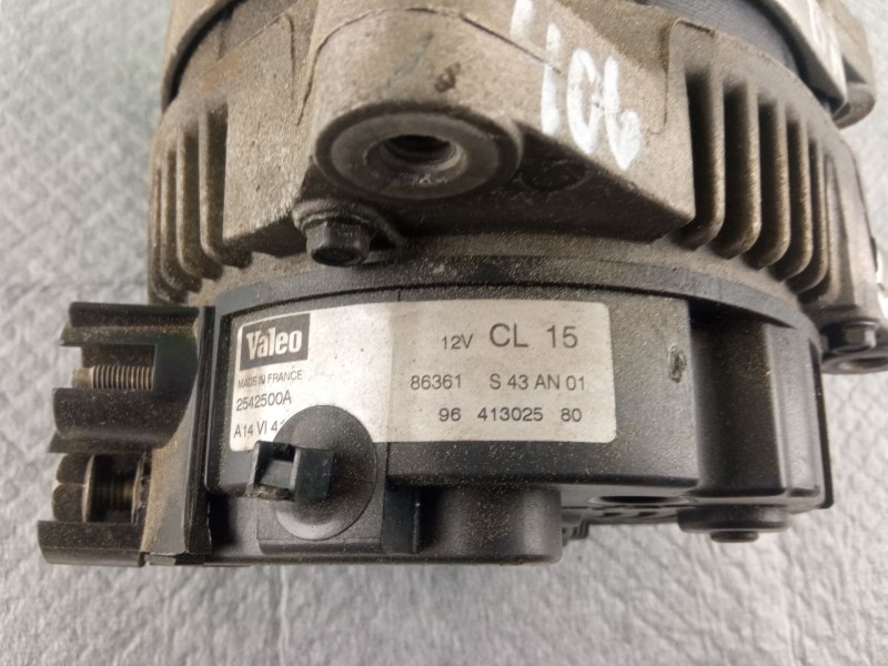 Recambio de alternador para peugeot 406 referencia OEM IAM 9641302580 2542500A 
