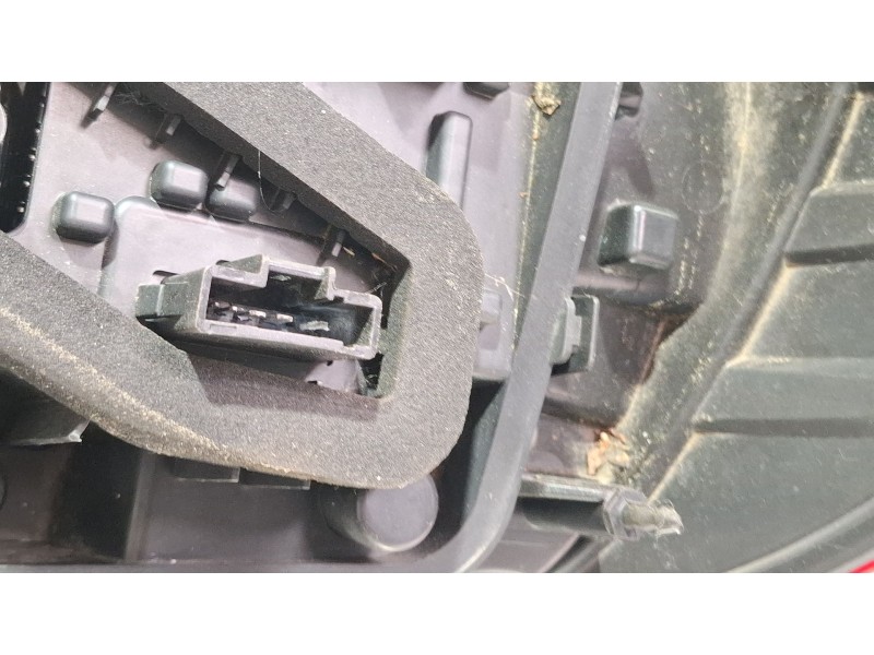 Recambio de piloto trasero izquierdo para dacia dacia sandero referencia OEM IAM 265554938R  