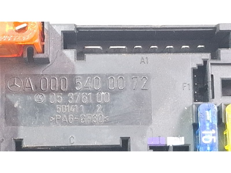 Recambio de caja reles / fusibles para mercedes-benz c200 referencia OEM IAM A0005400072  