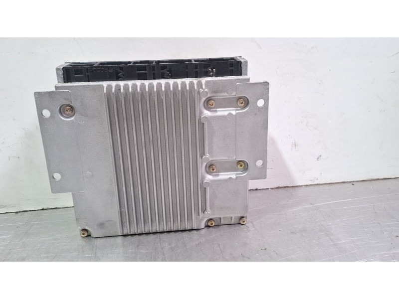Recambio de centralita motor para mercedes-benz c200 referencia OEM IAM 0261206305 / A0265451032  