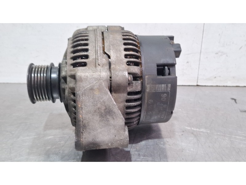 Recambio de alternador para mercedes-benz c200 referencia OEM IAM 0101544602 / 0123320044  