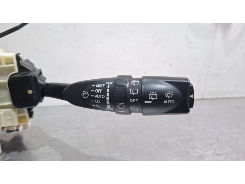 Recambio de mando multifuncion para ssangyong actyon sports pick up 200xdi referencia OEM IAM 8590009153  