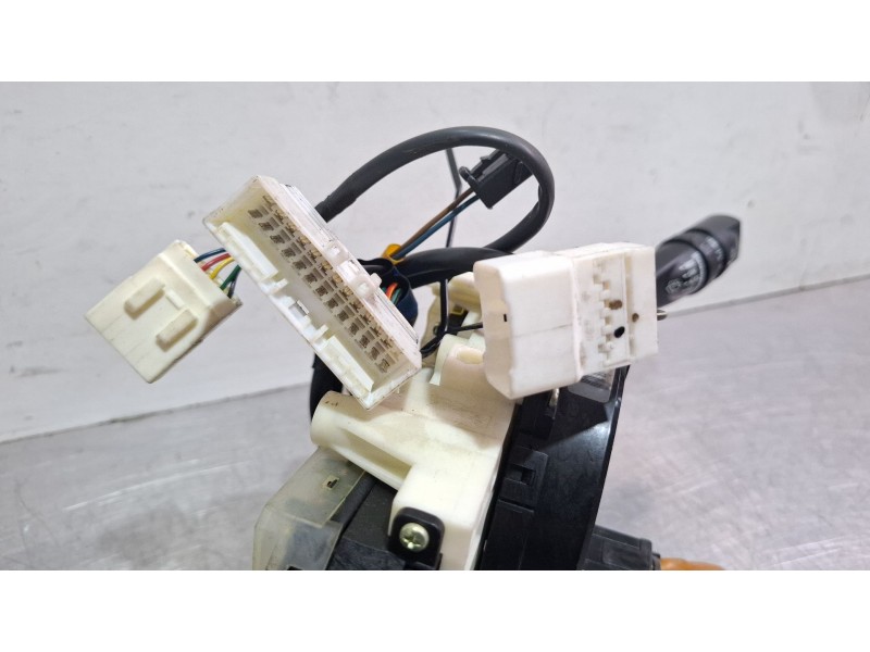 Recambio de mando multifuncion para ssangyong actyon sports pick up 200xdi referencia OEM IAM 8590009153  