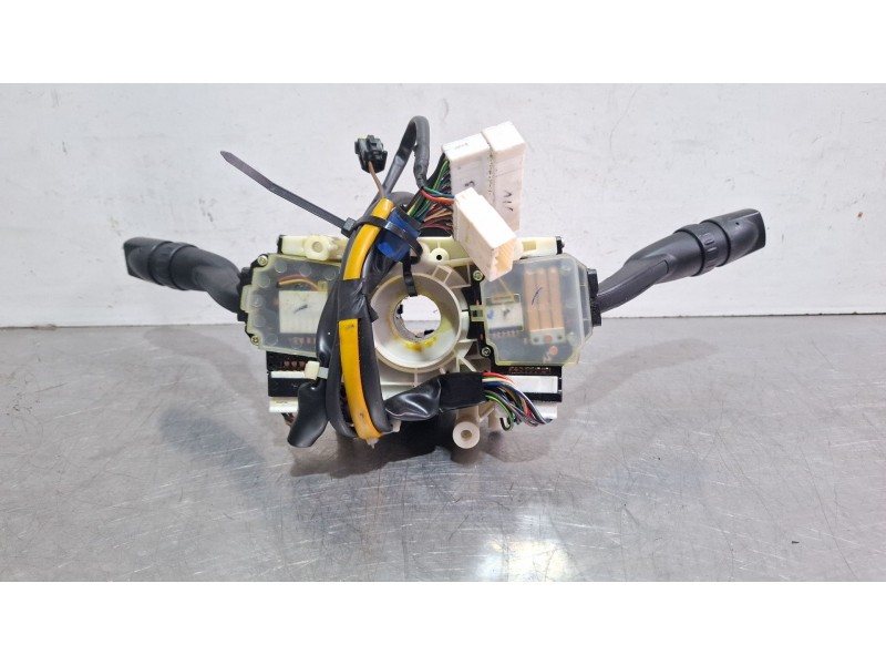 Recambio de mando multifuncion para ssangyong actyon sports pick up 200xdi referencia OEM IAM 8590009153  