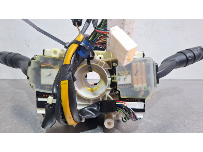 Recambio de mando multifuncion para ssangyong actyon sports pick up 200xdi referencia OEM IAM 8590009153  