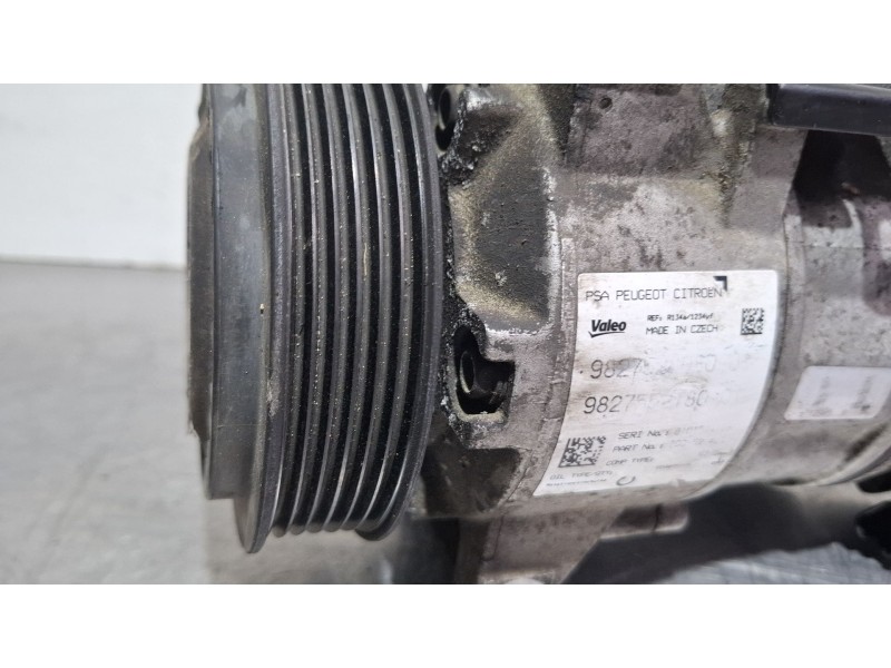 Recambio de compresor aire acondicionado para peugeot 308 referencia OEM IAM 982755218001  