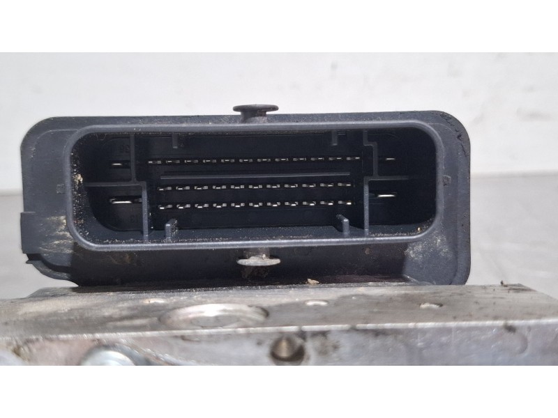 Recambio de modulo abs para peugeot 308 referencia OEM IAM 9825991580  