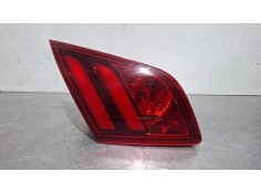 Recambio de piloto porton trasero derecho para peugeot 308 referencia OEM IAM 9677818380 / 81260101  