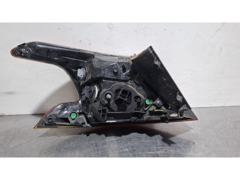 Recambio de piloto carrocería trasero derecho para peugeot 308 referencia OEM IAM   