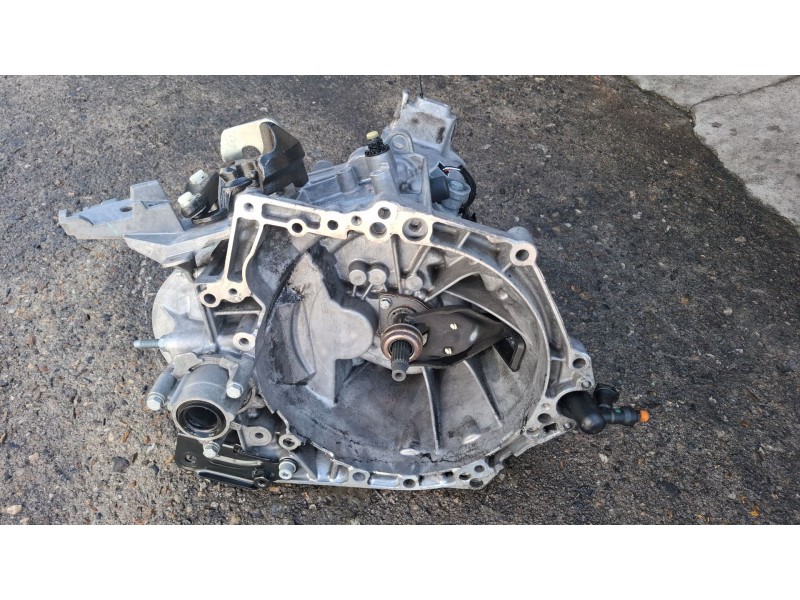 Recambio de caja cambios completa para peugeot 308 referencia OEM IAM 20V250  