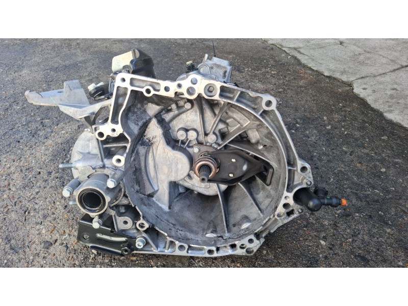 Recambio de caja cambios completa para peugeot 308 referencia OEM IAM 20V250  