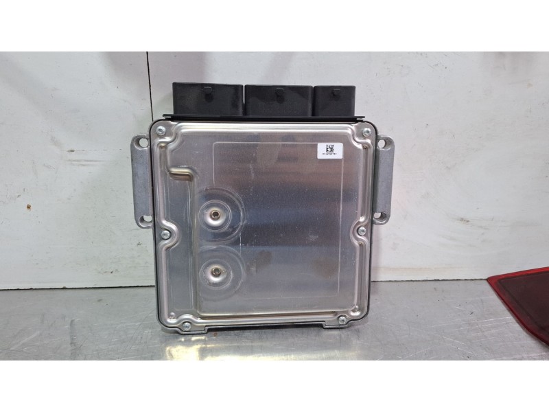 Recambio de centralita motor para renault laguna referencia OEM IAM 0281018933 / 237101620R  