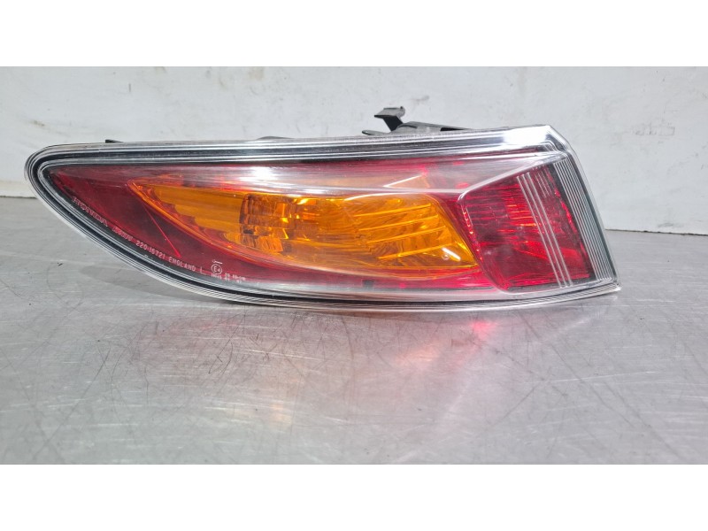 Recambio de piloto carrocería trasero izquierdo para honda civic referencia OEM IAM E411045  