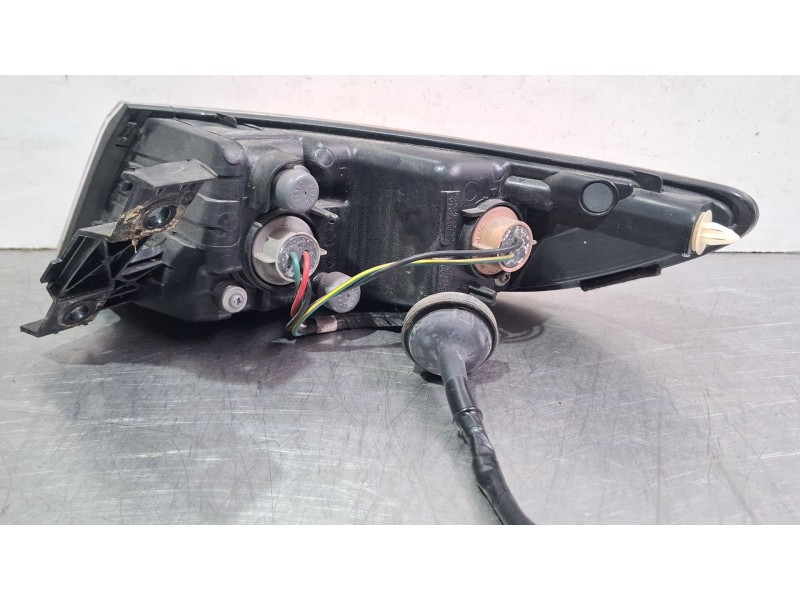 Recambio de piloto carrocería trasero izquierdo para honda civic referencia OEM IAM E411045  