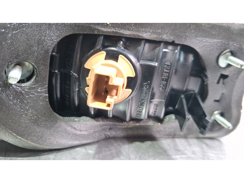 Recambio de piloto porton trasero derecho para honda civic referencia OEM IAM 22616874  