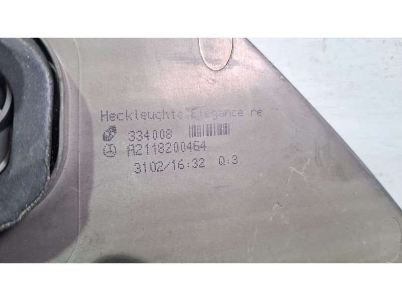 Recambio de piloto trasero derecho para mercedes-benz c220 referencia OEM IAM A2118200464  