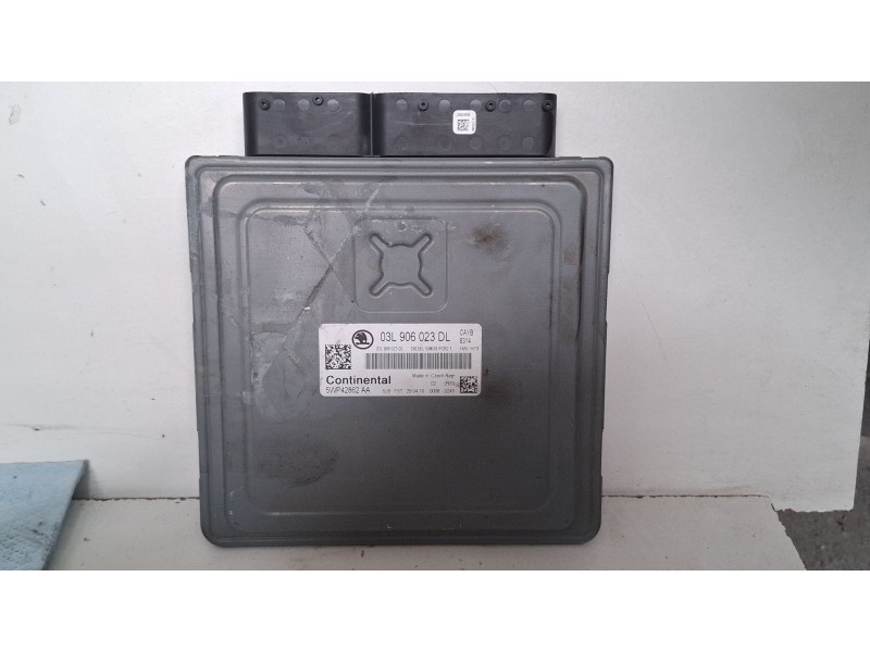 Recambio de centralita motor para skoda fabia (5j) combi (familiar) 1.6 tdi referencia OEM IAM 03L906023DL / 5WP42862AA  