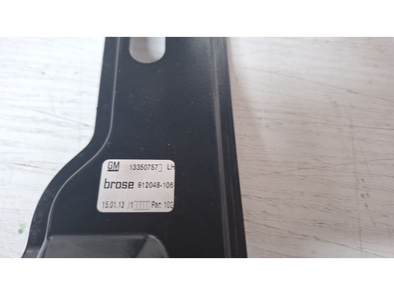 Recambio de elevalunas delantero izquierdo para opel astra referencia OEM IAM 915367104  
