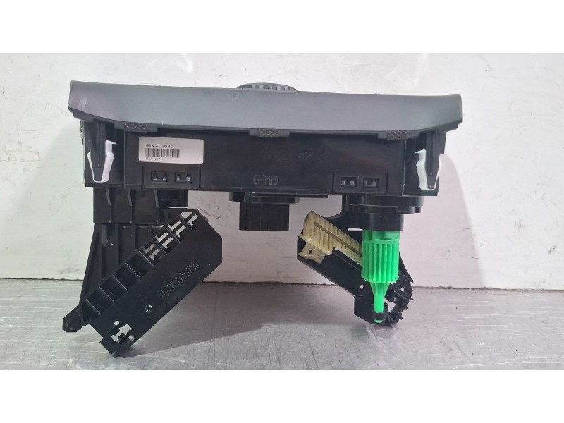 Recambio de mando climatizador para hyundai i20 active (ib, gb) 1.0 t-gdi referencia OEM IAM 97250C8410  