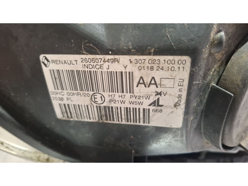 Recambio de faro delantero izquierdo para renault megane referencia OEM IAM 260607449R / 130702310000  