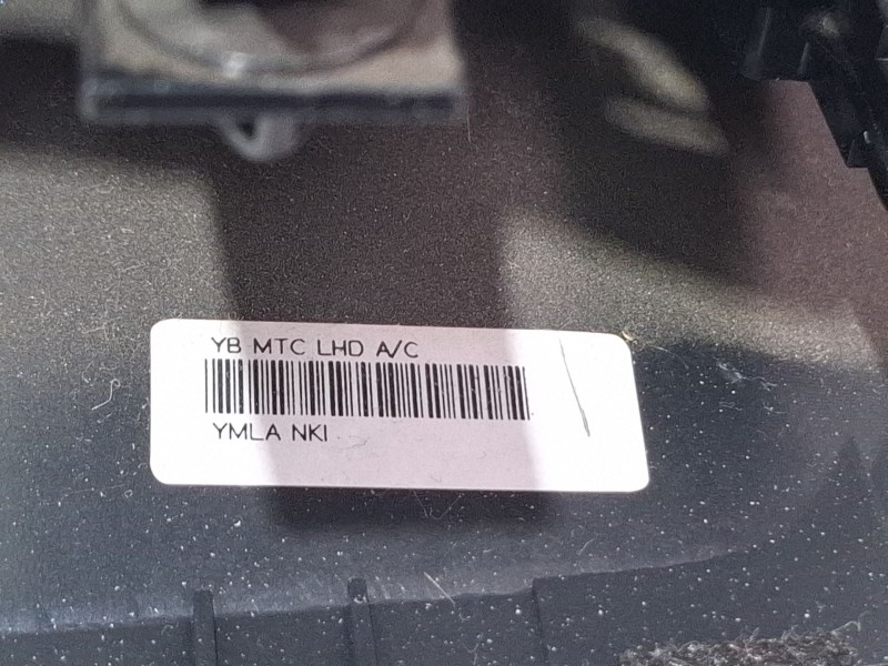 Recambio de mando calefaccion aire acondicionado para kia stonic (yb) 1.2 cvvt referencia OEM IAM 97250H8020  