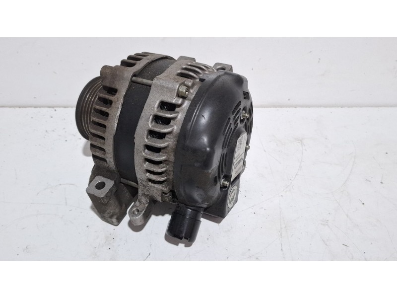 Recambio de alternador para honda accord tourer referencia OEM IAM LRA03347 104210-2660  