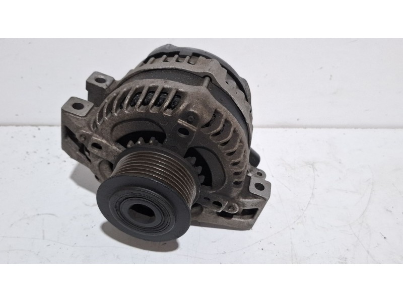 Recambio de alternador para honda accord tourer referencia OEM IAM LRA03347 104210-2660  