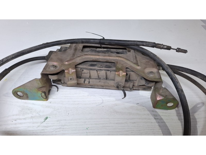 Recambio de freno estacionamiento eléctrico para renault espace referencia OEM IAM 8200316575  