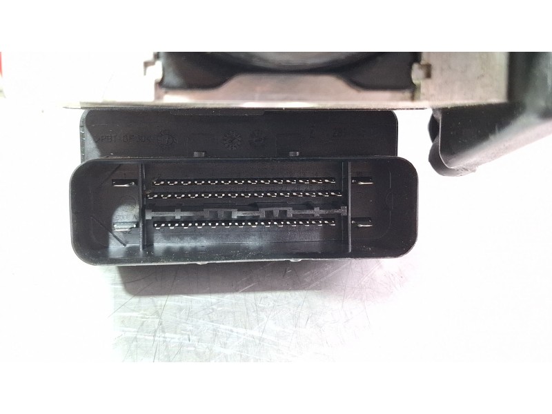 Recambio de modulo abs para volkswagen golf blue motion referencia OEM IAM 1K0907379AT 1K0614517CB  