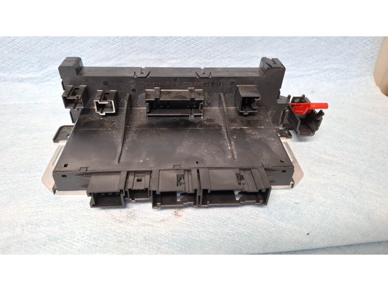 Recambio de caja reles / fusibles para mercedes-benz s320 w220 referencia OEM IAM 05045130 0025452201 A0205451932  