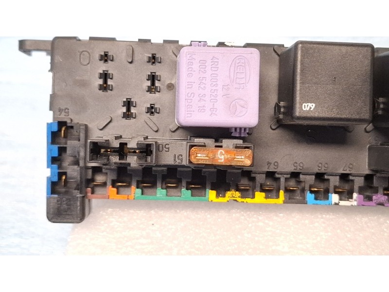 Recambio de caja reles / fusibles para mercedes-benz s320 w220 referencia OEM IAM 05045130 0025452201 A0205451932  
