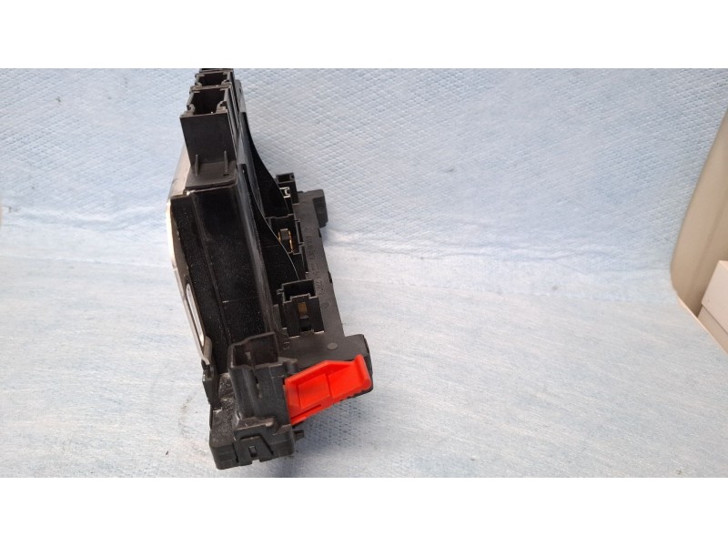 Recambio de caja reles / fusibles para mercedes-benz s320 w220 referencia OEM IAM 05045130 0025452201 A0205451932  