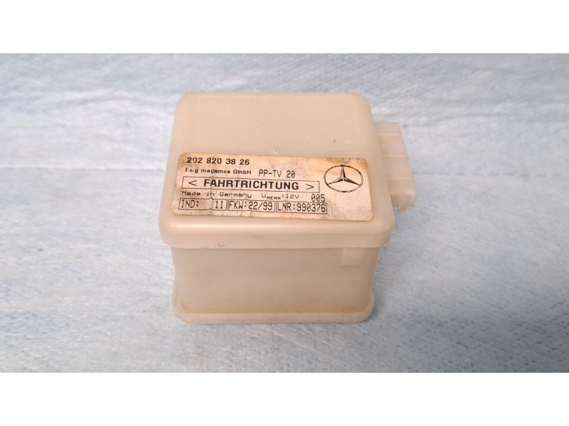 Recambio de sensor alarma para mercedes-benz s320 w220 referencia OEM IAM 2028203826  