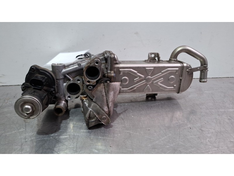 Recambio de valvula egr para volkswagen golf blue motion referencia OEM IAM 03L131512CF  